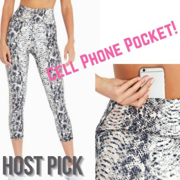 Marika Pants - 🎆 Marika Snake Skin Print Capri Leggings NWT